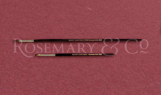 *CHRISTMAS EVERGREEN POINTED ROUND - 2025*